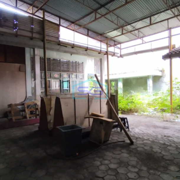 Disewakan Ruko Di kawasan Bisnis Di Umbulharjo Jogja Luas Bangunan 250 m²-1