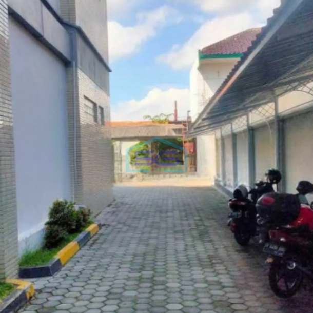 Disewakan Kantor 3,5 Lantai Dekat Tugu Jogja Jetis Luas Bangunan 1847 m²-4
