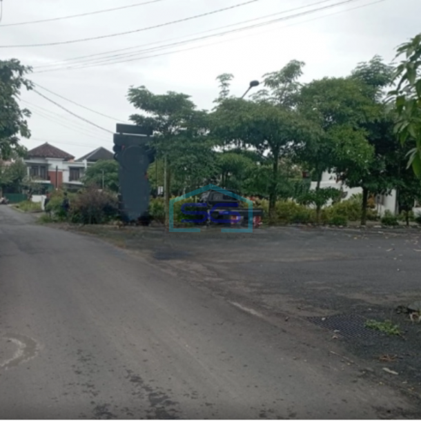 Disewakan Kantor Di sariharjo Ngaglik Sleman Jogja Luas Bangunan 1000 m²-2