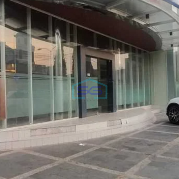 Disewakan Kantor Dan Usaha, Depok, Sleman Jogja Luas Bangunan 1100 m²-1