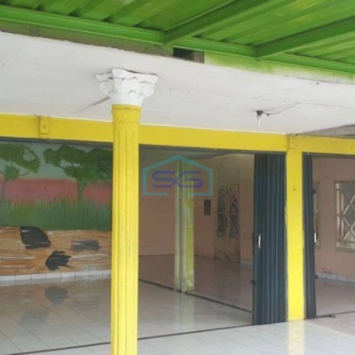 Dijual Ruko Lokasi Strategis di Depok Sleman Luas Bangunan 200 m²-2