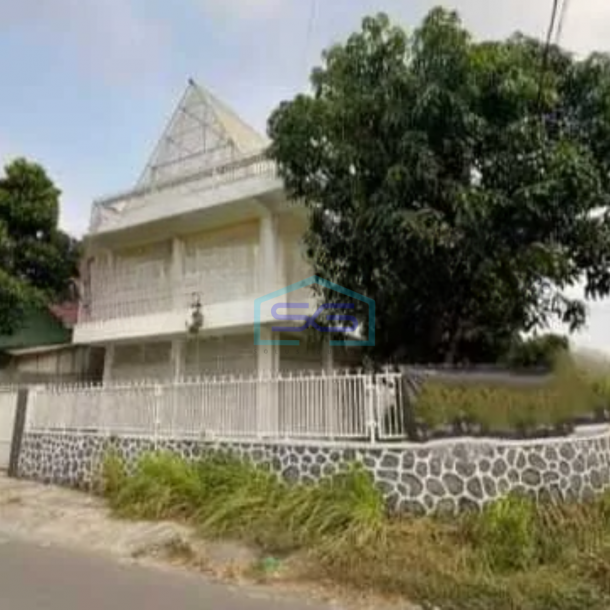 Disewakan Ruang Usaha  Untuk Kantor, Cafe, Mlati, Sleman Jogja Luas Bangunan 250 m²-3