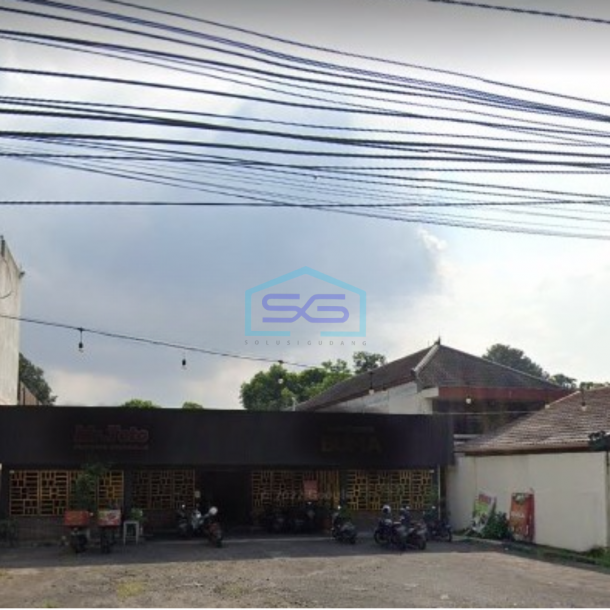 Disewakan Ruang Usaha Cocok Untuk Resto, Muja Muju, Umbulharjo, JogjaLuas Bangunan 560 m²-1