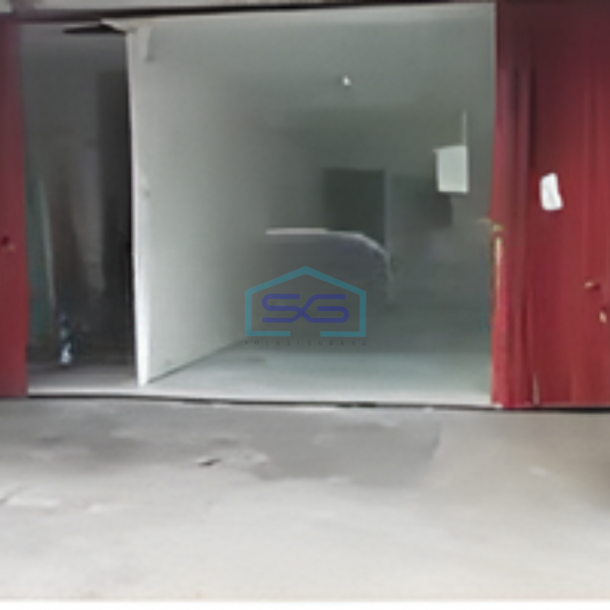 Disewakan Ruko 3 Lantai Lokasi Tengah Kota Luas Bangunan 252 m²-3