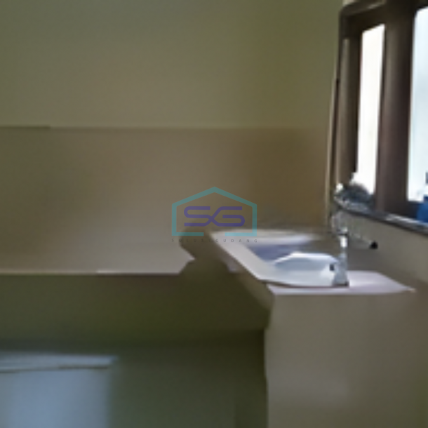 Disewakan Ruko Cocok Untuk Kantor, Condong Catur, Depok, Sleman Jogja Luas Bangunan 213 m²-1