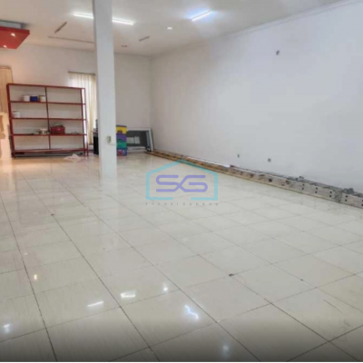 Disewakan Ruko 3 Lantai Di Kiaracondong Bandung Luas Bangunan 300 m²
