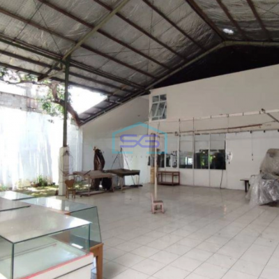 Dijual Gudang 2 Lantai Luas Tanah 692 m² di Umbuharjo Yogyakarta