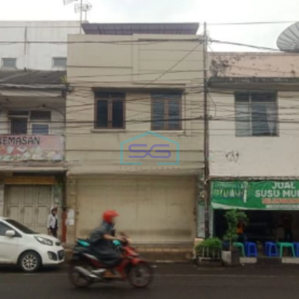 Disewakan Ruko 3 Lantai Astanaanyar Mainroad Bandung Luas Bangunan 170 m²-1