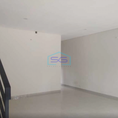 Disewakan Ruko Hadap Jalan Utama Pondok Hijau Gegerkalong Bandung Luas Bangunan  150 m²