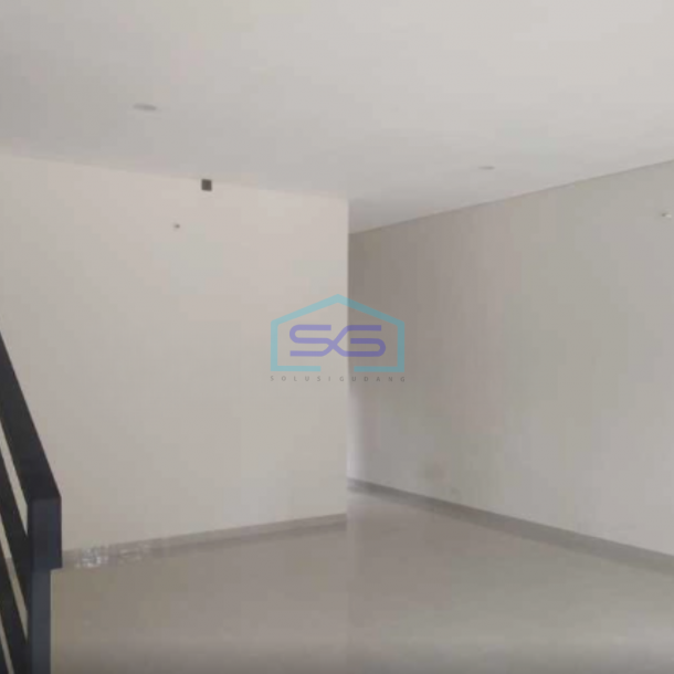 Disewakan Ruko Hadap Jalan Utama Pondok Hijau Gegerkalong Bandung Luas Bangunan  150 m²-2