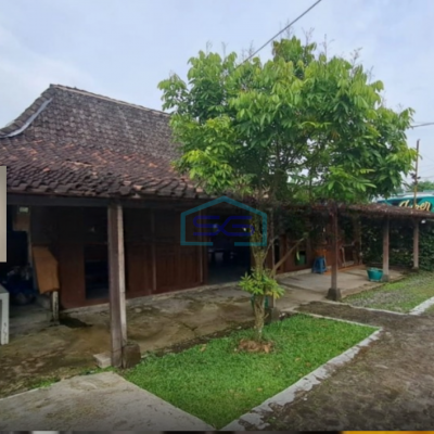 DIsewakan Ruang Usaha Komersil Di Mlati Sleman Jogja Luas Bangunan  250 m²