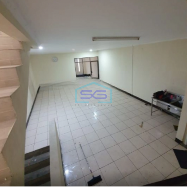 Disewakan Ruko 2,5 Lantai Kurdi Regency Astanaanyar Bandung Luas Bangunan 240 m²-2