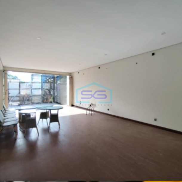 Disewakan Ruko Cocok Untuk Usaha Pandowoharjo Sleman Jogja Luas Bangunan  110 m²-4