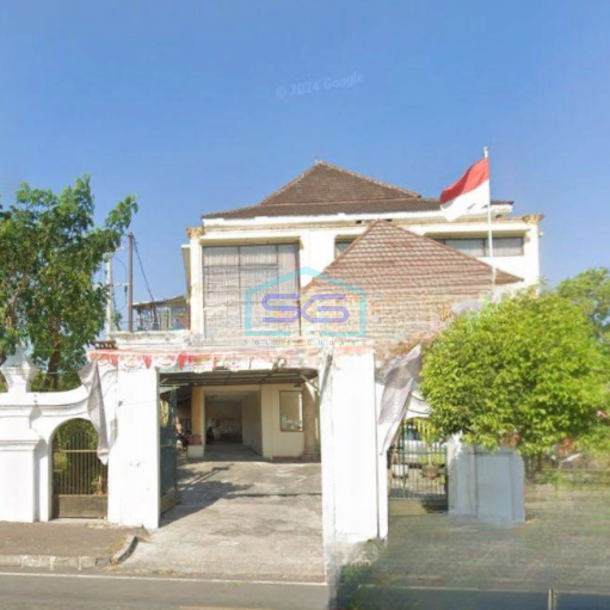 Dijual Gedung Kantor 3 Lantai Luas Bangunan 2000 m²  di Tegalrejo Yogyakarta-2