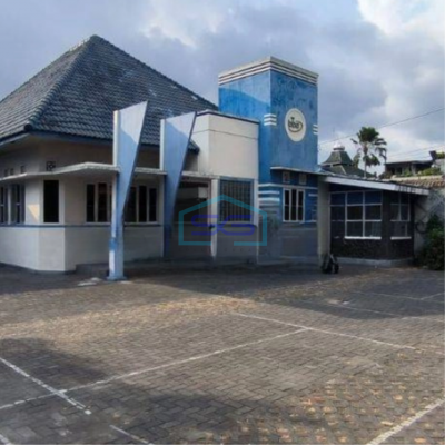 Dijual Kantor Harga Nego di Mlati Sleman Luas Tanah 726 m²-2