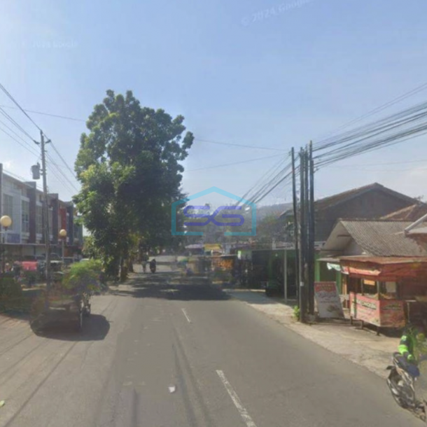 Disewakan Ruko 2 Lantai di Mlati Sleman Luas Tanah  200 m²-1