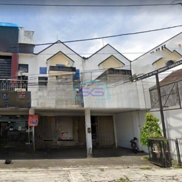 Disewakan Ruko 2 Lantai Luas Tanah 120 m² di Gondokusuman Yogyakarta Pusat Kota-1