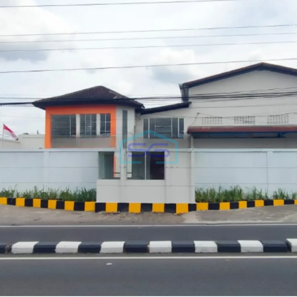 Disewakan Gudang Di Ring Road Timur Depok Sleman Jogja Luas Bangunan 1617 m²-1