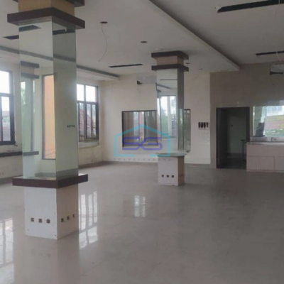 Dijual Ruko Luas Bangunan 540 m² 3 Lantai Dekat Pakuwon Mall Depok Sleman-3