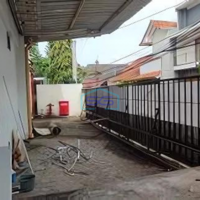 Disewa Bangunan Komersil Cocok Untuk Supermarket, Kantor, Depok, Sleman