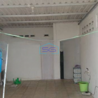 Disewakan Ruko Megah Luas Bangunan  288 m² di Kalideres Jakarta Barat