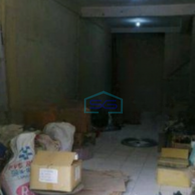Disewakan Ruko Luas Bangunan  136 m² Pinggir Jalan Raya Duri Kosambi Jakarta Barat