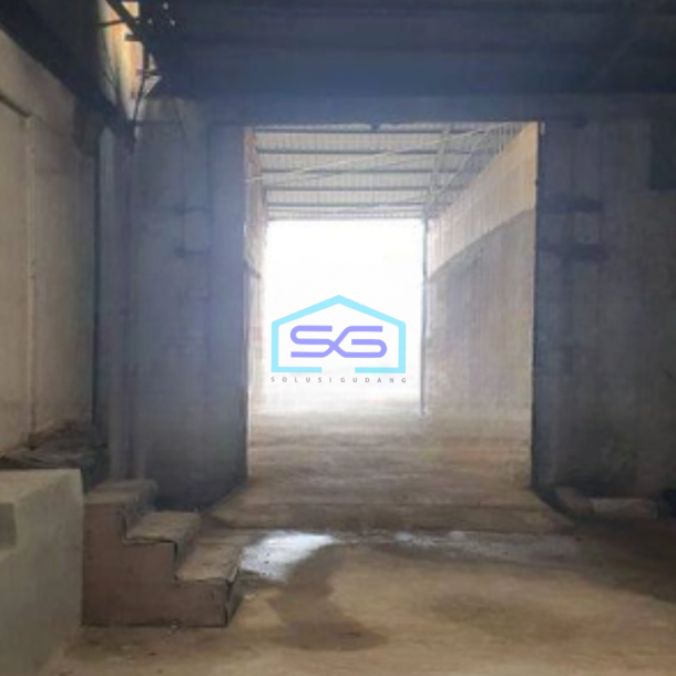 Disewakan Gudang Ada Kantor Luas Bangunan 1700 m² di Rawa Buaya Jakarta Barat-3