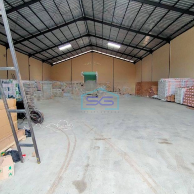 Disewakan Gudang Ada Kantor Luas Bangunan  864 m² di Pakuhaji Tangerang