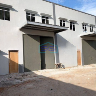 Disewakan Gudang Luas Bangunan 288 m² Ada Kantor di Teluk Naga Tangerang