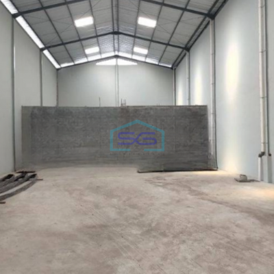 Disewakan Gudang Luas Bangunan 288 m² Ada Kantor di Teluk Naga Tangerang