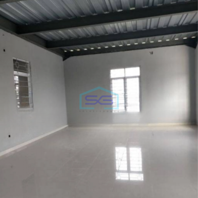 Disewakan Gudang Luas Bangunan 288 m² Ada Kantor di Teluk Naga Tangerang