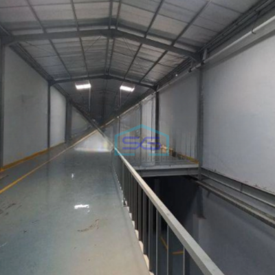 Disewakan Gudang Ada Kantor Luas Bangunan  625 m² di Kalideres Jakarta Barat