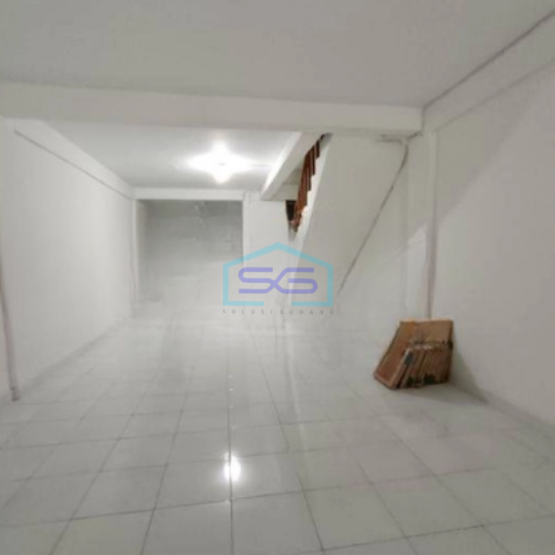 Dijual Cepat Ruko Baru Luas Bangunan 382 m² di Jembatan Lima Jakarta Barat-4