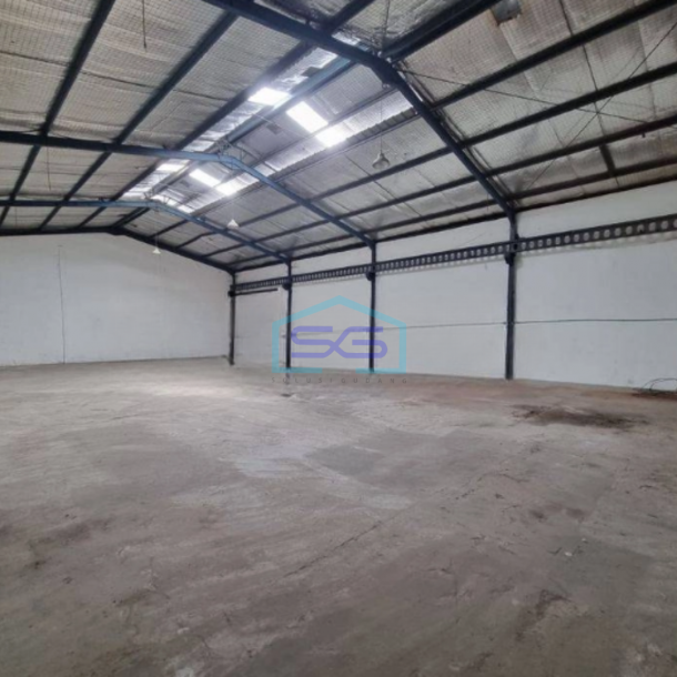 Disewakan Gudang Ada Kantor Luas Bangunan  700 m² di Daan Mogot Jakarta Barat-3