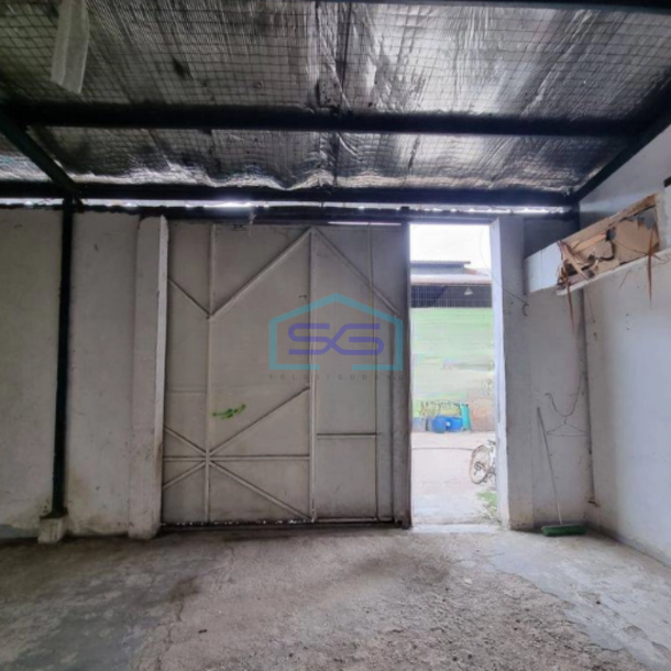 Disewakan Gudang Ada Kantor Luas Bangunan  700 m² di Daan Mogot Jakarta Barat-1