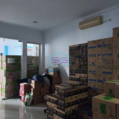 Disewakan Gudang Ada Kantor Luas Bangunan  500 m² di Duri Kosambi Jakarta Barat