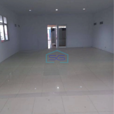 Disewakan Gudang Luas Bangunan  530 m² Ada Kantor di Duri Kosambi Jakarta Barat