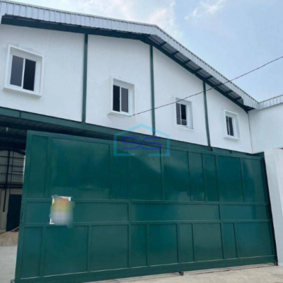 Disewakan Gudang Luas Bangunan  800 m² Ada Kantor di Cipondoh Tangerang