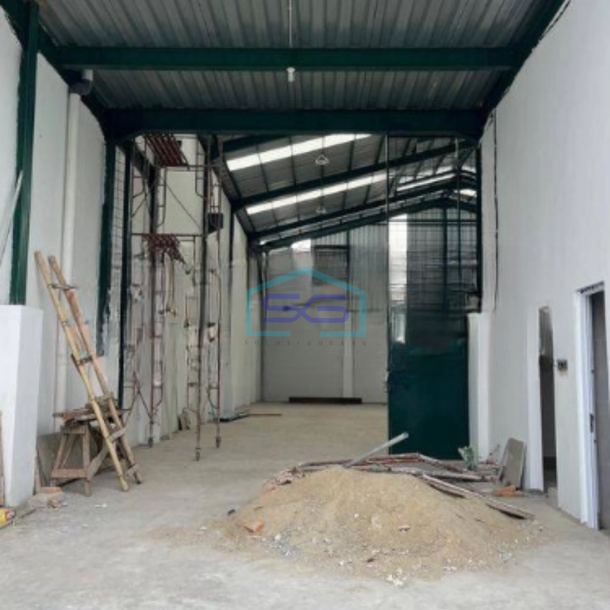 Disewakan Gudang Luas Bangunan  800 m² Ada Kantor di Cipondoh Tangerang-4