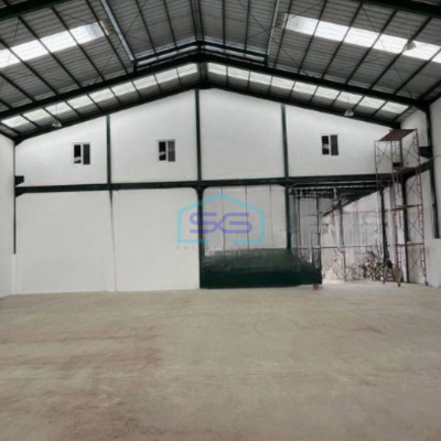 Disewakan Gudang Luas Bangunan  800 m² Ada Kantor di Cipondoh Tangerang