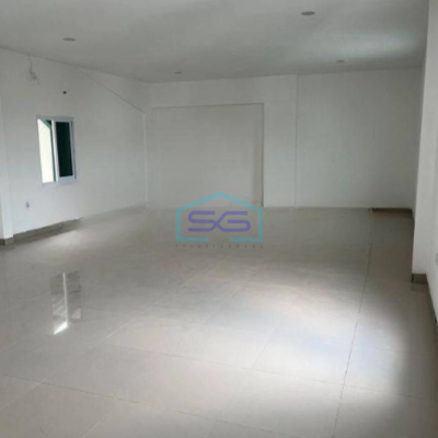 Disewakan Gudang Luas Bangunan  800 m² Ada Kantor di Cipondoh Tangerang