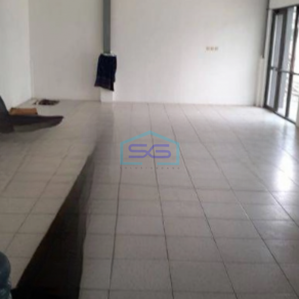 Disewakan Gudang Ada Kantor Luas Bangunan 660 m² di Sepatan Tangerang-1