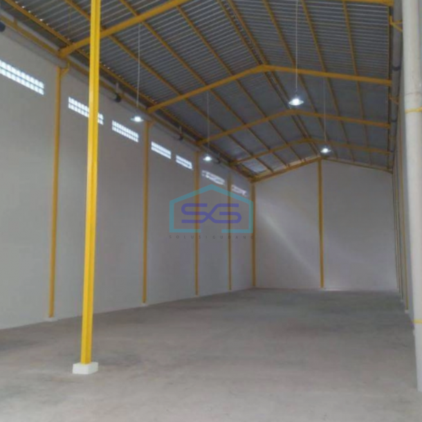 Disewakan Gudang Bisa Masuk Container Luas Bangunan 400 m² di Cipondoh Tangerang-2