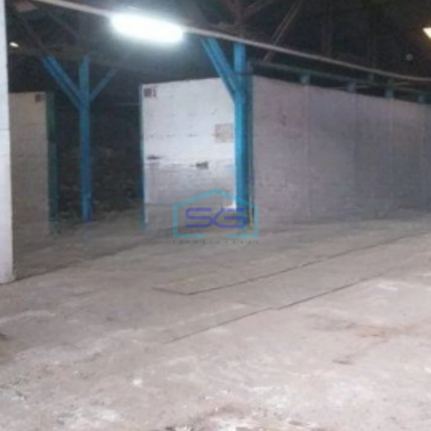 Dijual Gudang Akses Container 20 Feet Luas Bangunan  800 m² di Kalideres Jakarta Barat-1