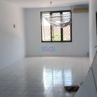 Disewakan Ruko Luas Bangunan 170 m² di Duri Kosambi Jakarta Barat-2