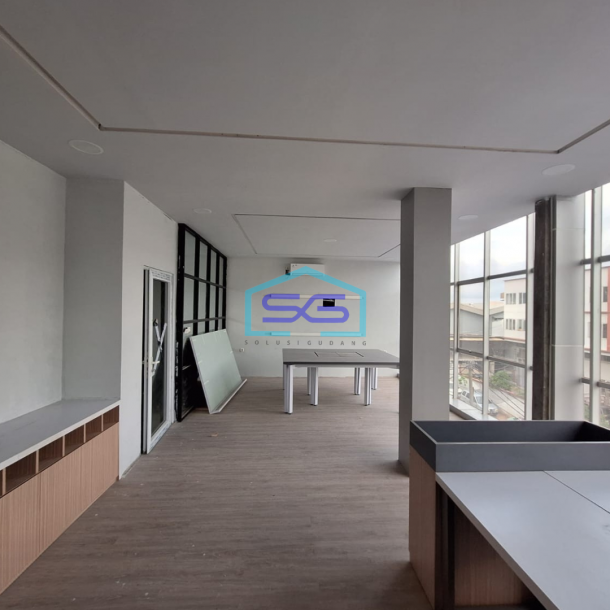 Disewakan Gudang Baru Citra 6 Jakarta Barat Non Furnished Luas Bangunan 725 m2-2
