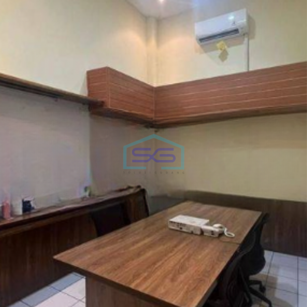 Dijual Gudang Turun Harga Luas Bangunan  504 m² Ada Lift Barang di Kamal Jakarta Utara-2