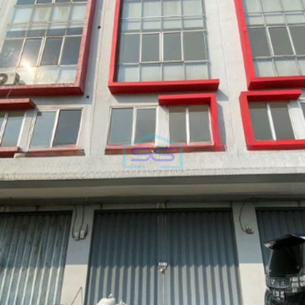 Disewakan Ruko Luas Bangunan 252 m² Lokasi Kalideres Jakarta Barat-1