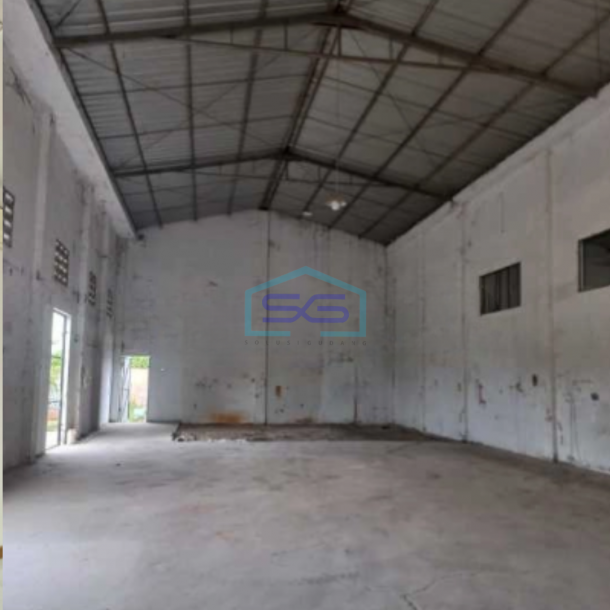 Disewakan Gudang 2 Unit Gandeng di Tanjung Pura Jakarta Barat Luas Tanah 1000m2-1