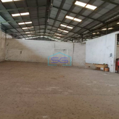 Dijual Gudang Akses Container Luas Bangunan  2016 m² di Curug Tangerang-3